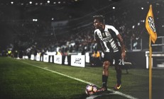 米兰捕鱼-逆风翻盘的羽球之夜，韩国队绝地反击，陈雨菲惊艳四座