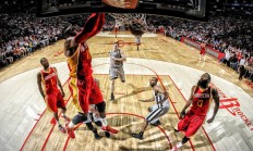 ac米兰体育官网-逆袭的艺术，哈斯车队的战术革命与诺里斯的高光时刻