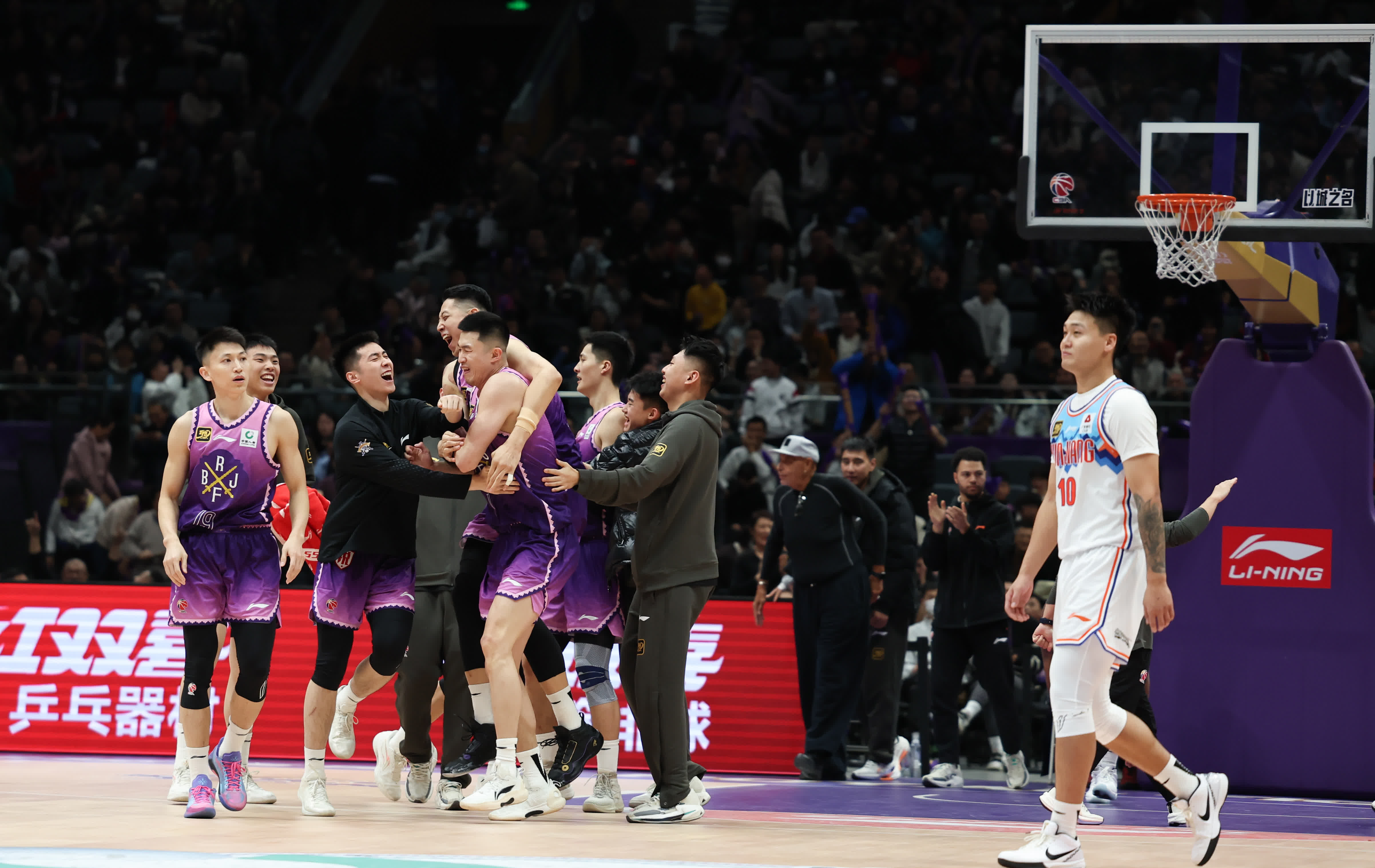 关于CBA比赛中球队实力差距明显的信息 关于CBA比赛中球队实力差距明显的信息