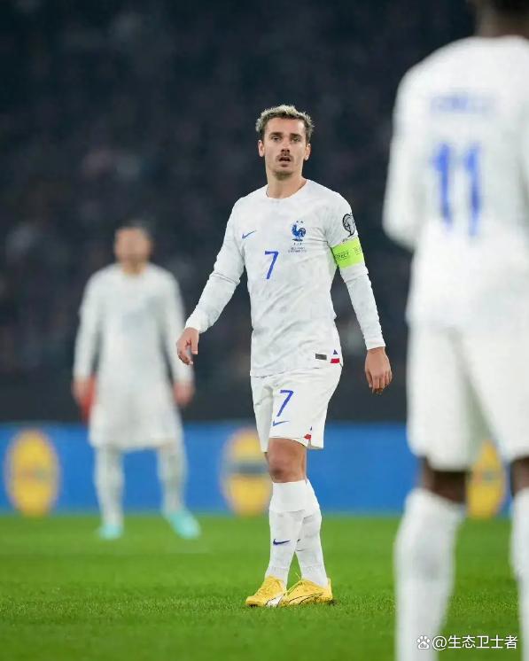 包含荷兰国家队险胜克罗地亚，挺进欧洲杯半决赛的词条