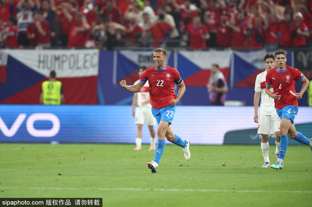 捷克队迎来出线希望再闯新篇