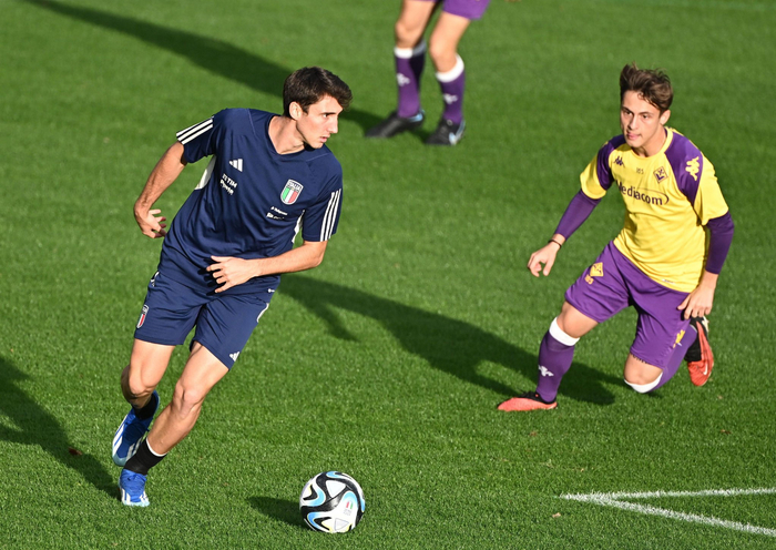 意大利球员备战大洋洲友谊赛的简单介绍 意大利球员备战大洋洲友谊赛的简单介绍