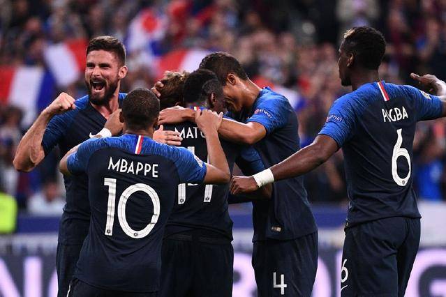 激战场上声势惊人，法国联赛足球风采酣畅的简单介绍