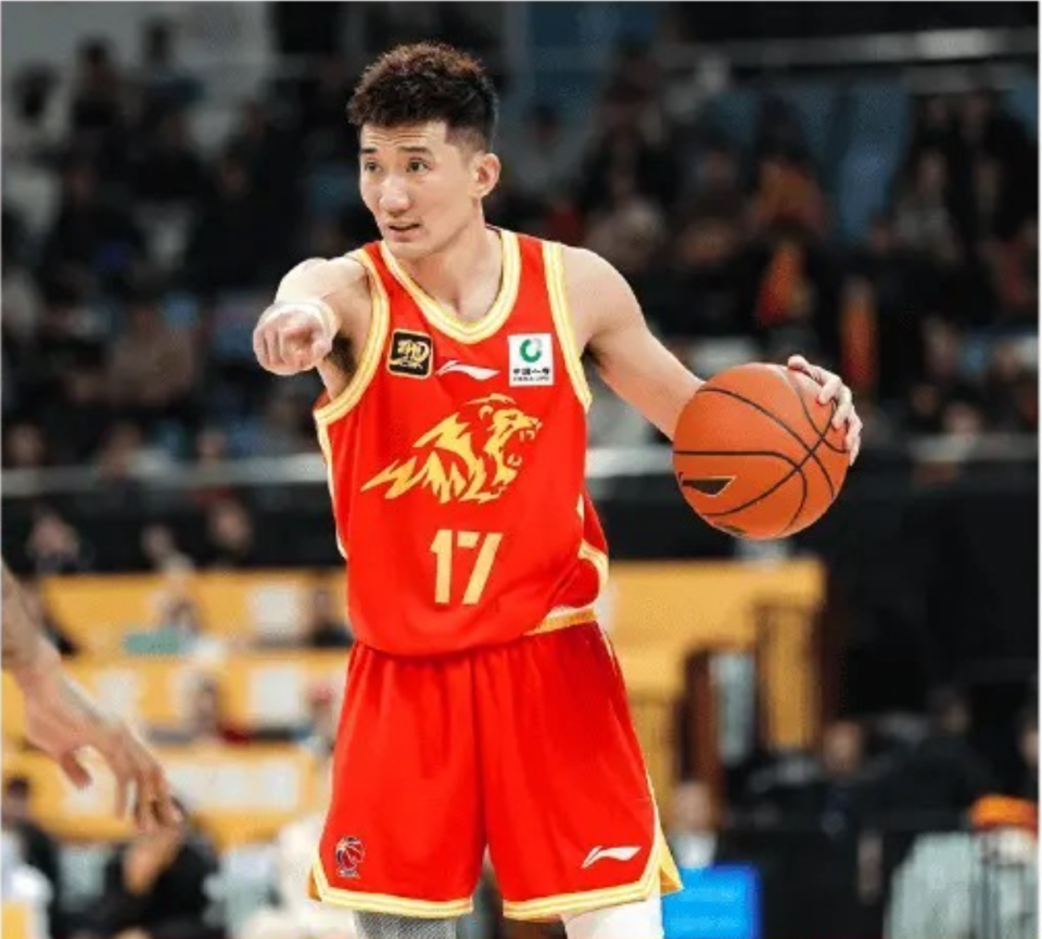 关于鹈鹕绝杀辽宁队，孙铭徽高光表现的信息