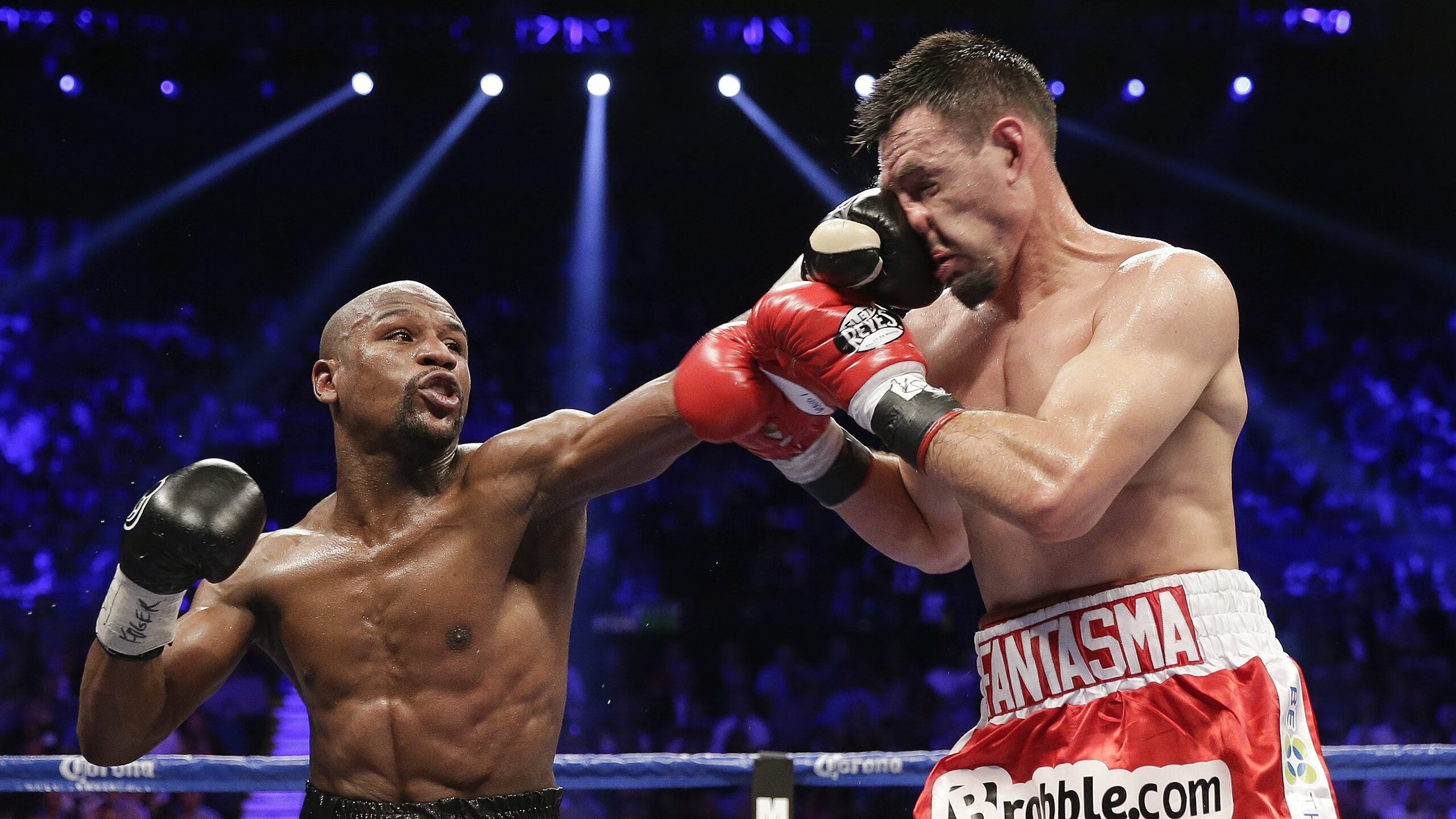 南非对阵里昂，克瓦拉茨赫利亚的生涯之夜，一颗新星的诞生