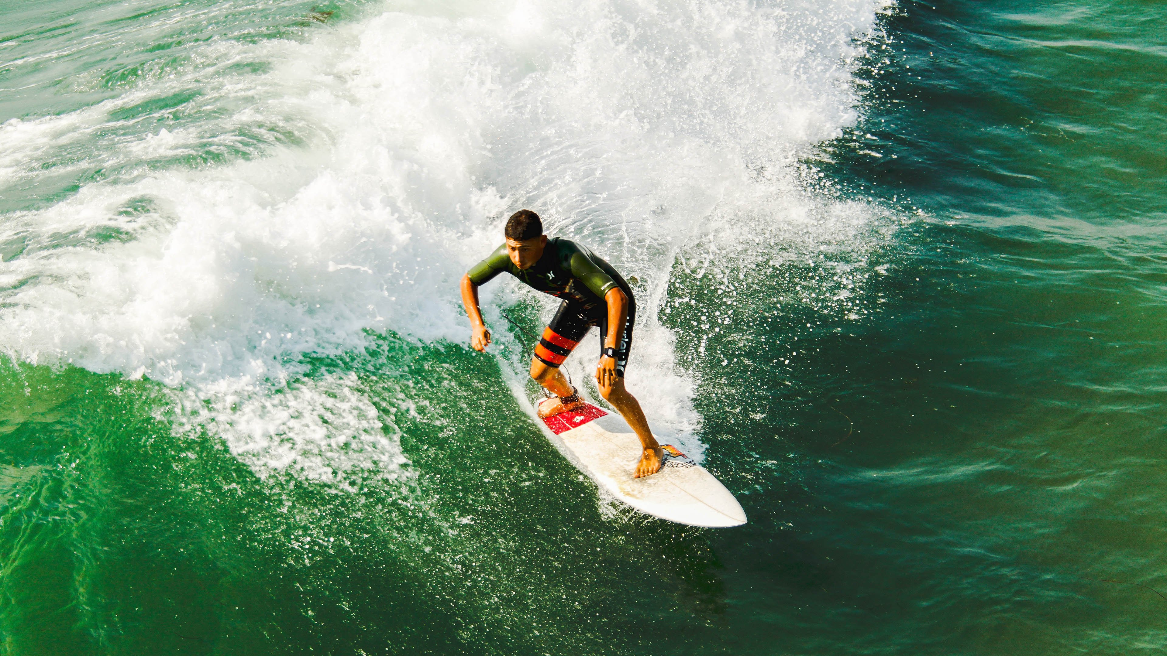 拉梅洛·鲍尔压制级表现撕裂防线，浙江队力克森林狼展现团队篮球真谛