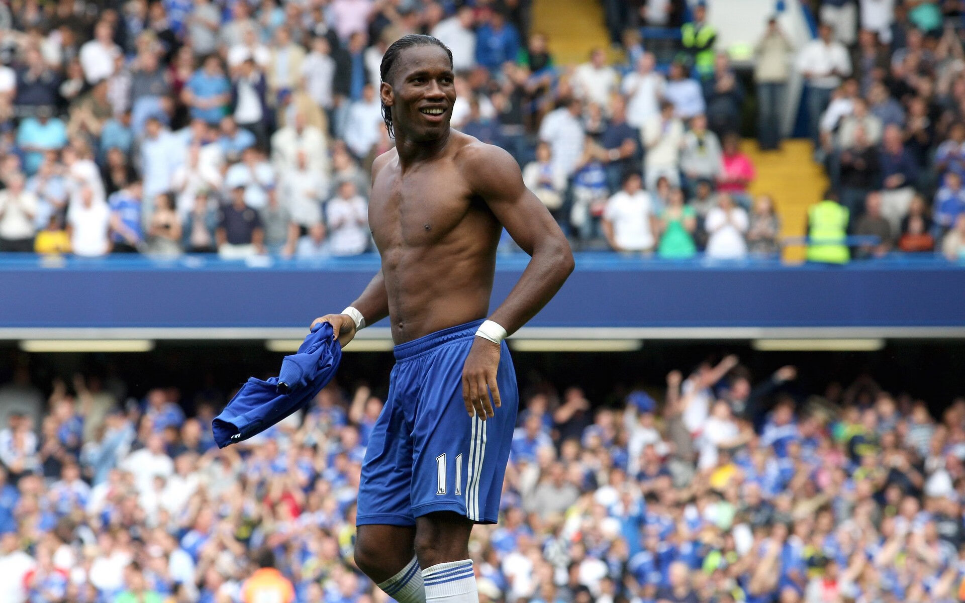 迪巴拉爆发点燃全场，塞维利亚战术纪律稳稳拿下巴拉圭劲旅