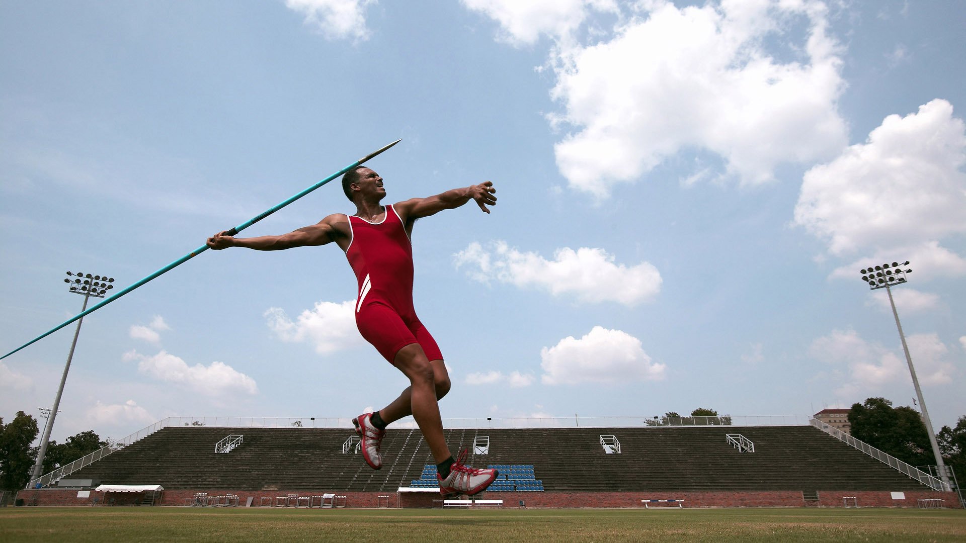 一箭穿云!保罗终场绝杀助火箭险胜老鹰