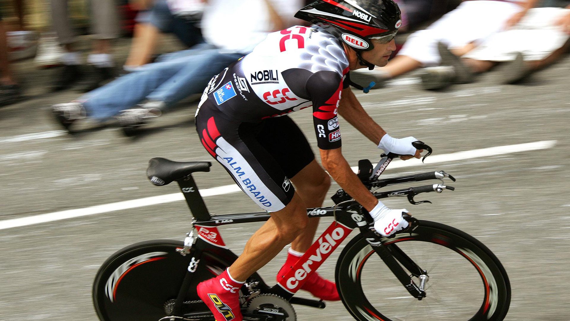 赛道上的逆袭，威廉姆斯力克雷诺，阿隆索高光表现点燃赛场